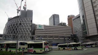 大阪駅前　阪神デパート