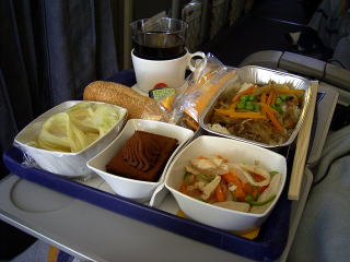 LHの通常の機内食