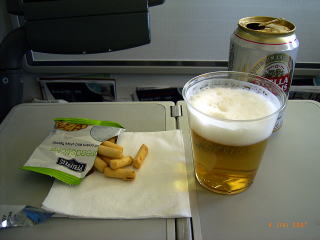 BA最初の機内飲み物サービス